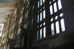 1024px-Windows_inside_Sagrada_Familia