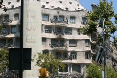 casa-mila-detta-la-pedrera-09